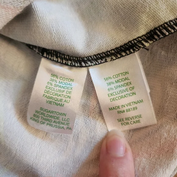 Girl's Lilly Pulitzer Dress - Picture 10 of 11